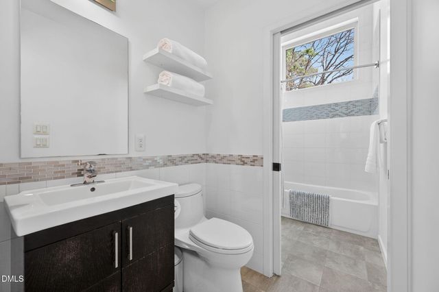 127 Glendale Drive, Chapel Hill, NC 27514