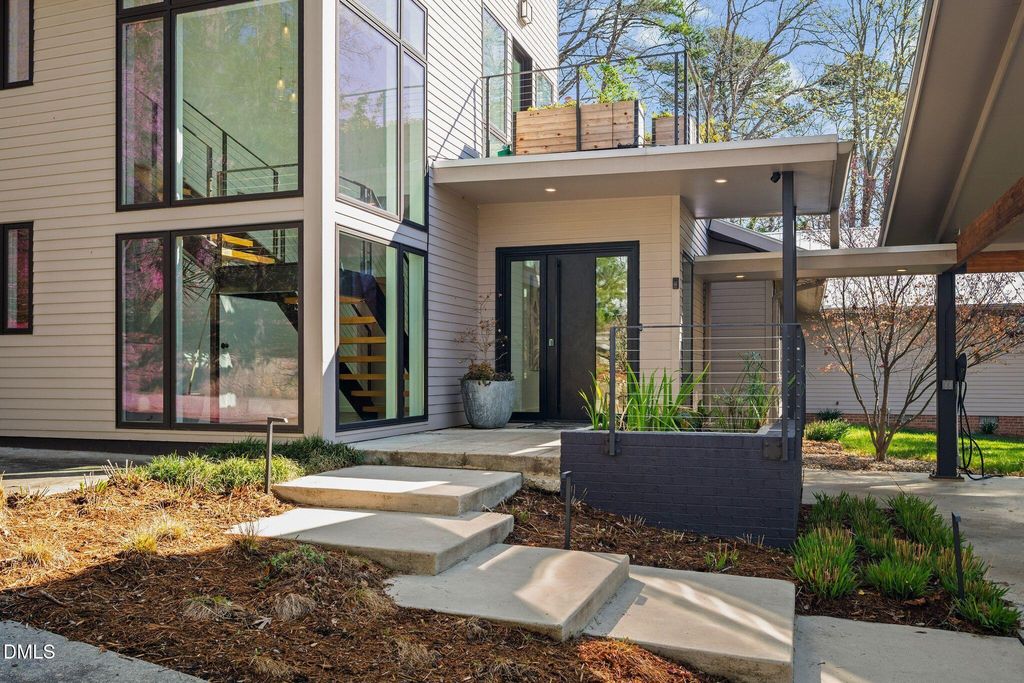 127 Glendale Drive, Chapel Hill, NC 27514