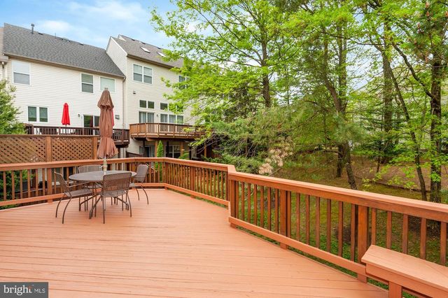 12489 LUCAS DR, Fairfax, VA 22033