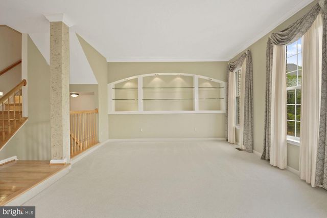 12489 LUCAS DR, Fairfax, VA 22033