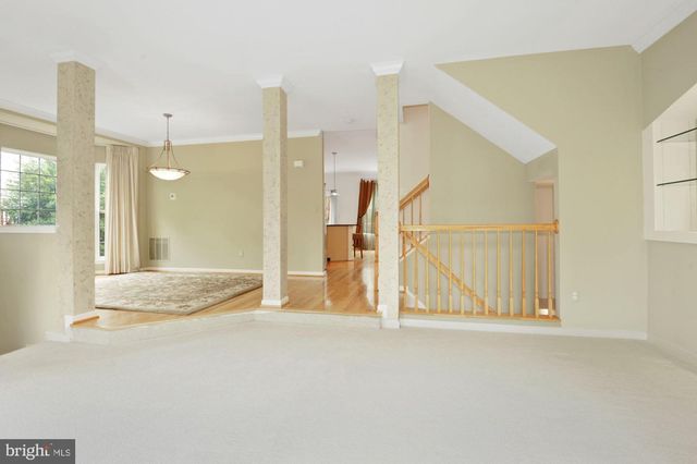 12489 LUCAS DR, Fairfax, VA 22033