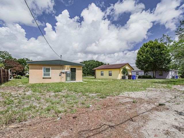 4716 29th Avenue, Vero Beach, FL 32967
