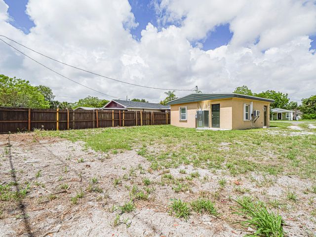 4716 29th Avenue, Vero Beach, FL 32967