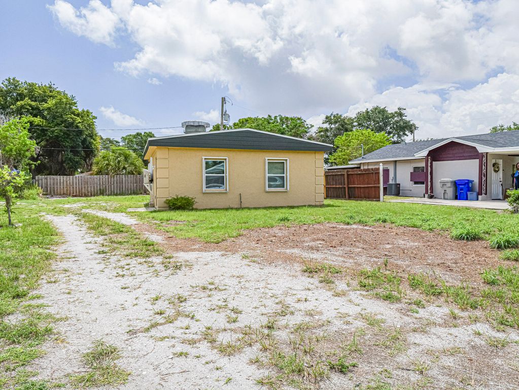 4716 29th Avenue, Vero Beach, FL 32967