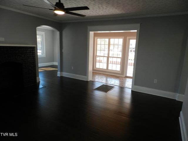 460 Park Street, Gate City, VA 24251