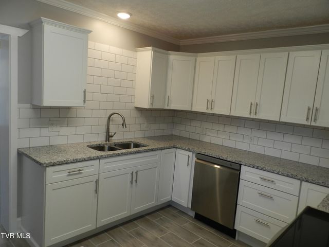 460 Park Street, Gate City, VA 24251