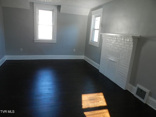 460 Park Street, Gate City, VA 24251