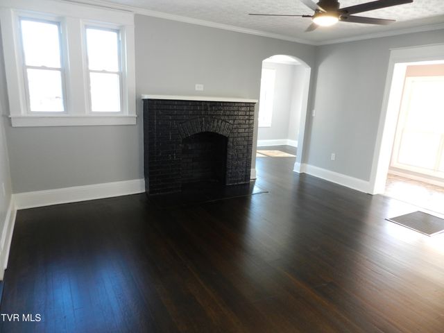 460 Park Street, Gate City, VA 24251