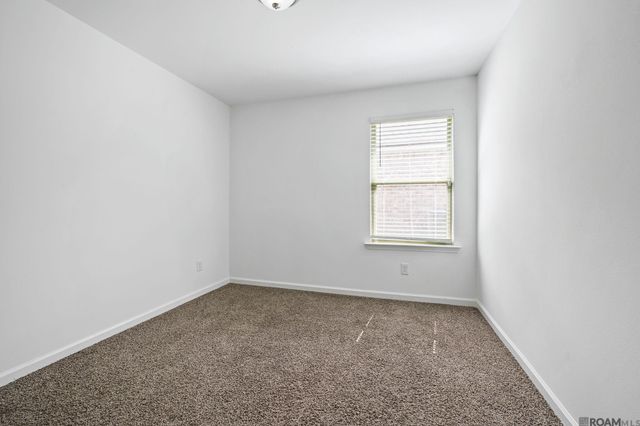 15820 Loussier Dr, Zachary, LA 70791