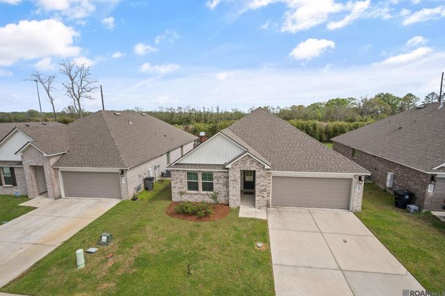 15820 Loussier Dr, Zachary, LA 70791