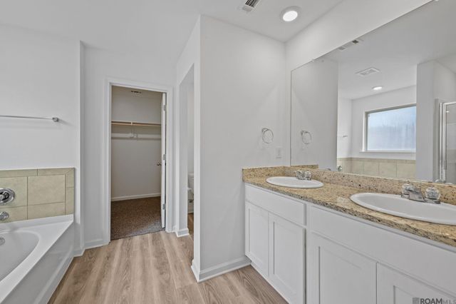 15820 Loussier Dr, Zachary, LA 70791