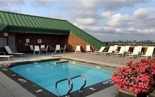 15 North Beacon 616, Boston, MA 02134