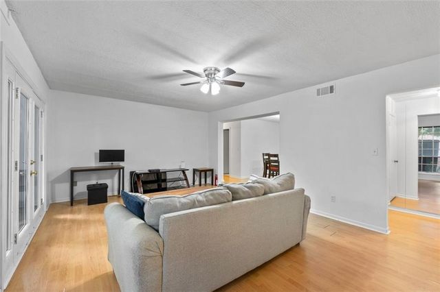 6851 Roswell Road D28, Atlanta, GA 30328