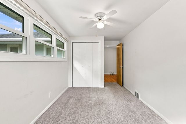 2520 30th Ave Court, Moline, IL 61265