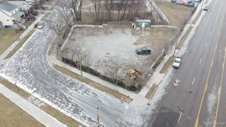 6474 W Warren Avenue, Detroit, MI 48210