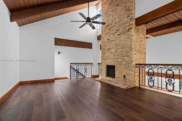 20215 W Oak Haven Circle, Miami, FL 33179
