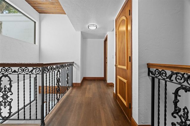 20215 W Oak Haven Circle, Miami, FL 33179