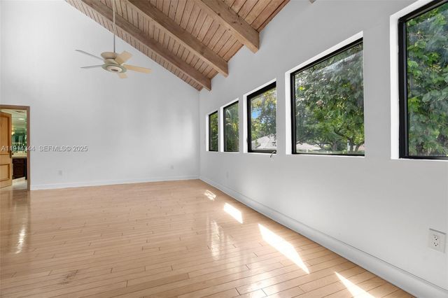 20215 W Oak Haven Circle, Miami, FL 33179
