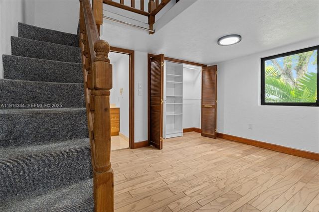 20215 W Oak Haven Circle, Miami, FL 33179