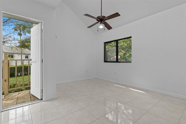 20215 W Oak Haven Circle, Miami, FL 33179