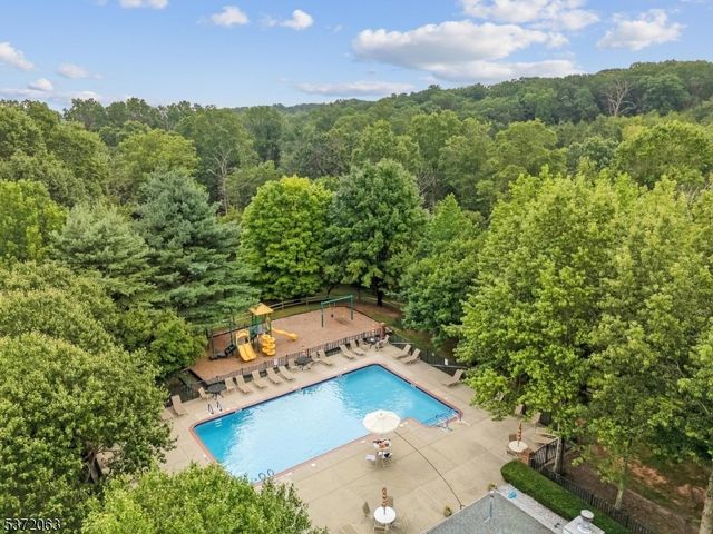 1430 Magnolia Ln, Branchburg Twp., NJ 08876