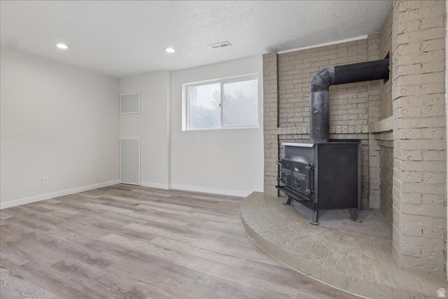 556 KIMBALL DR, Layton, UT 84041