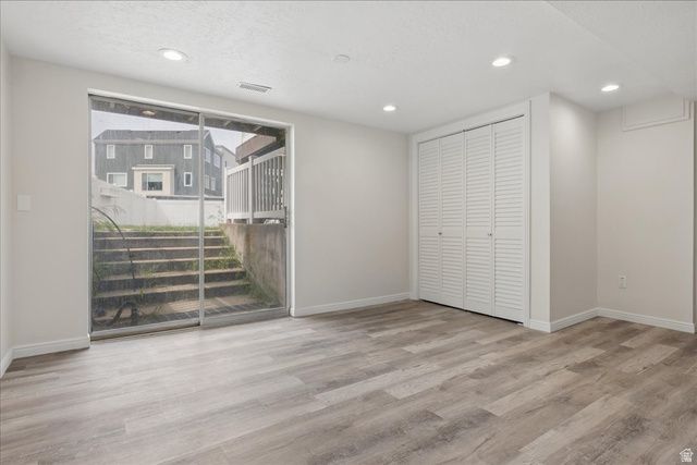 556 KIMBALL DR, Layton, UT 84041