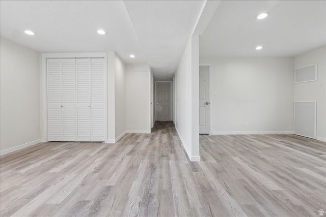 556 KIMBALL DR, Layton, UT 84041