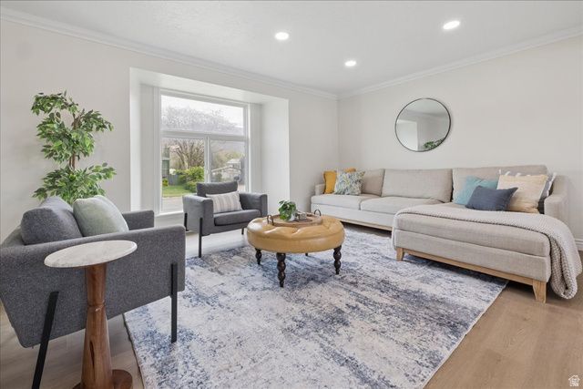 556 KIMBALL DR, Layton, UT 84041