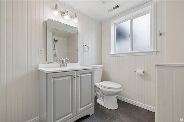 556 KIMBALL DR, Layton, UT 84041