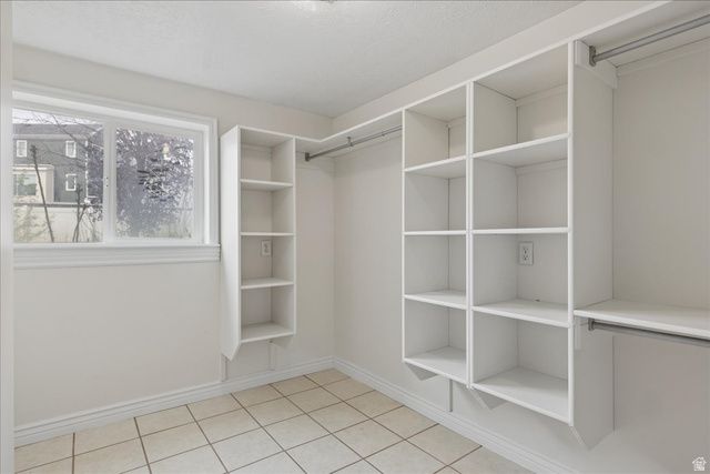 556 KIMBALL DR, Layton, UT 84041