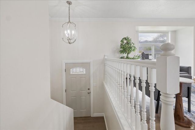 556 KIMBALL DR, Layton, UT 84041