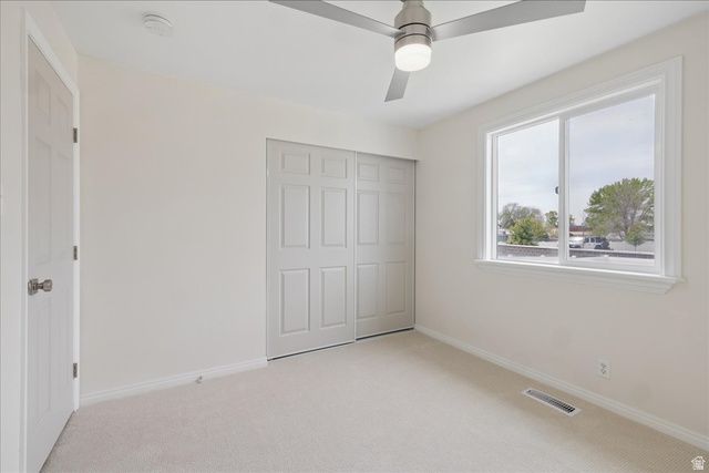 556 KIMBALL DR, Layton, UT 84041