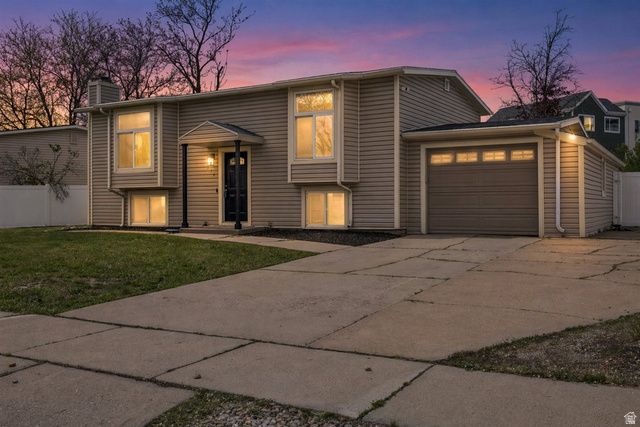 556 KIMBALL DR, Layton, UT 84041