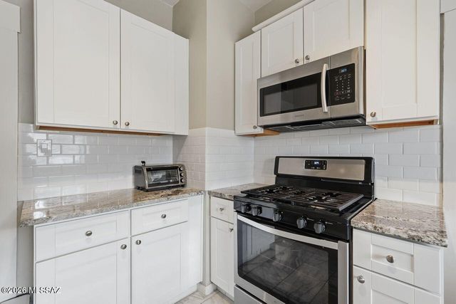 1935 E 4th Street, Tucson, AZ 85719