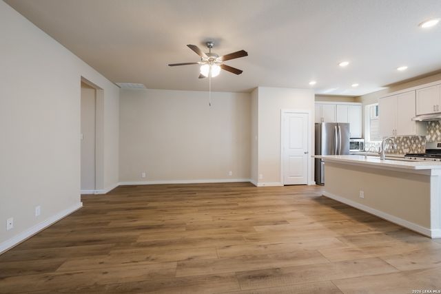 6446 Babcock Rd Unit 23, San Antonio, TX 78249