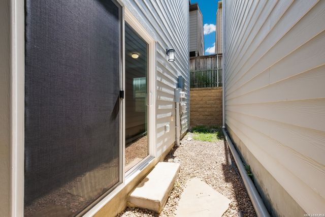 6446 Babcock Rd Unit 23, San Antonio, TX 78249