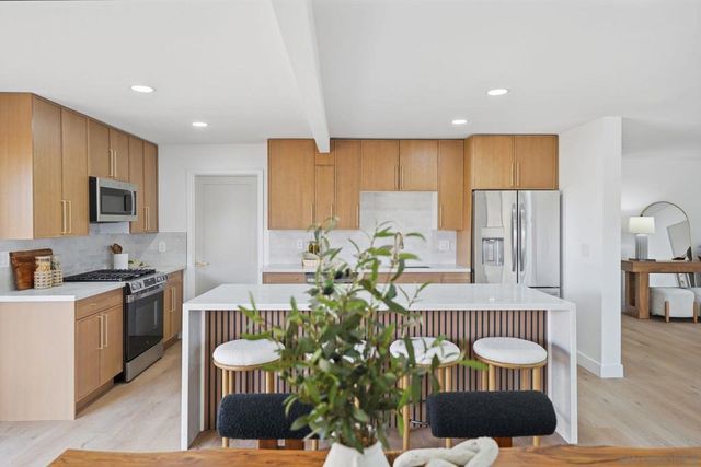 5135 New Haven, San Diego, CA 92117