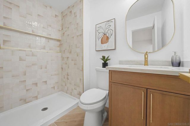 5135 New Haven, San Diego, CA 92117