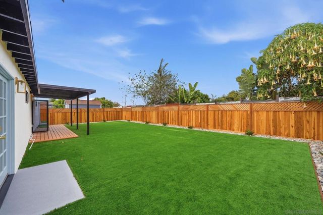 5135 New Haven, San Diego, CA 92117