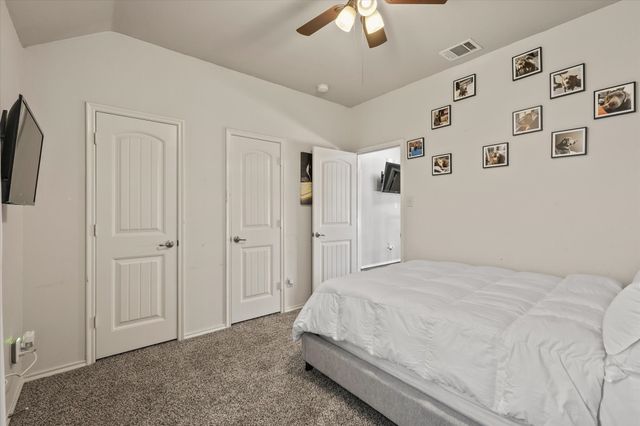 8805 Deadwood Lane, Aubrey, TX 76227