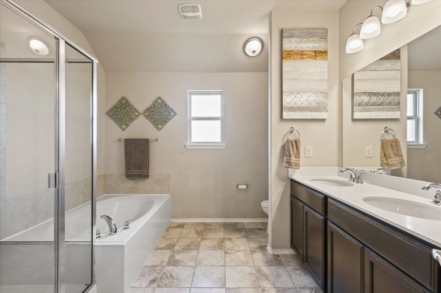 8805 Deadwood Lane, Aubrey, TX 76227