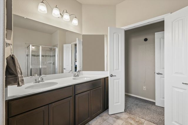 8805 Deadwood Lane, Aubrey, TX 76227