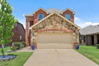 8805 Deadwood Lane, Aubrey, TX 76227