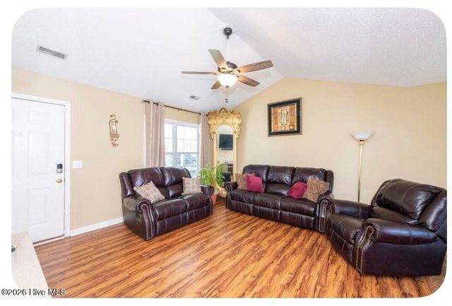 2402 Bloomsbury Court, Wilmington, NC 28411