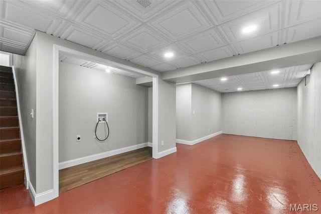 902 N Poplar Street, Dexter, MO 63841