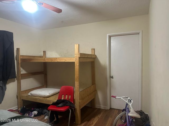 3025 Meadow Forest Drive, Jackson, MS 39212