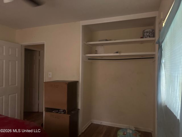 3025 Meadow Forest Drive, Jackson, MS 39212