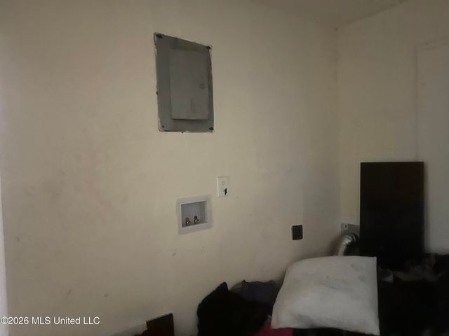 3025 Meadow Forest Drive, Jackson, MS 39212