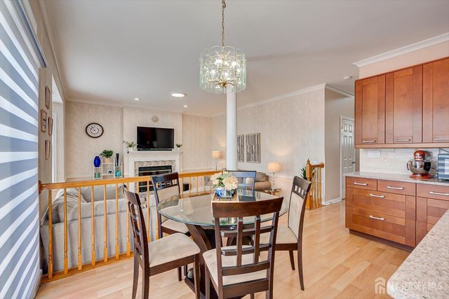 8 Tufts Court, South Brunswick, NJ 08824